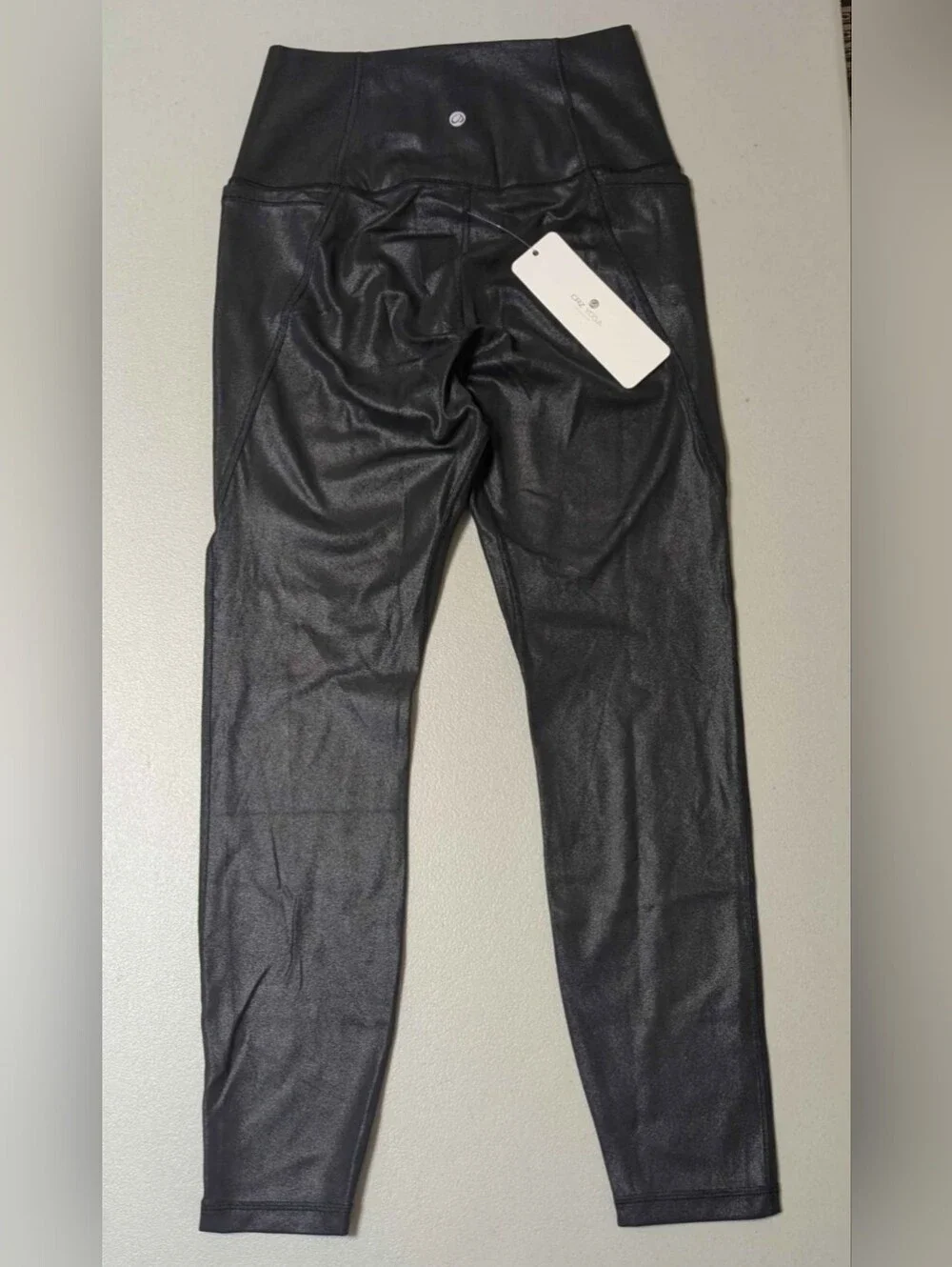 NWT CRZ YOGA medium shiny black leggings - Picture 6 of 9